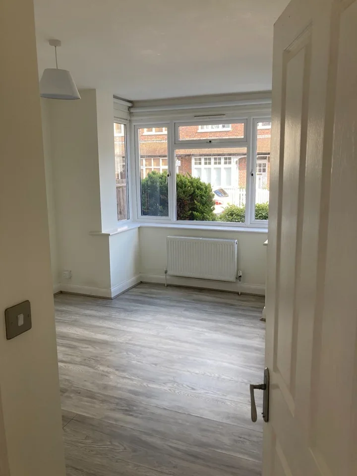 Flat Minniedale in Greater London