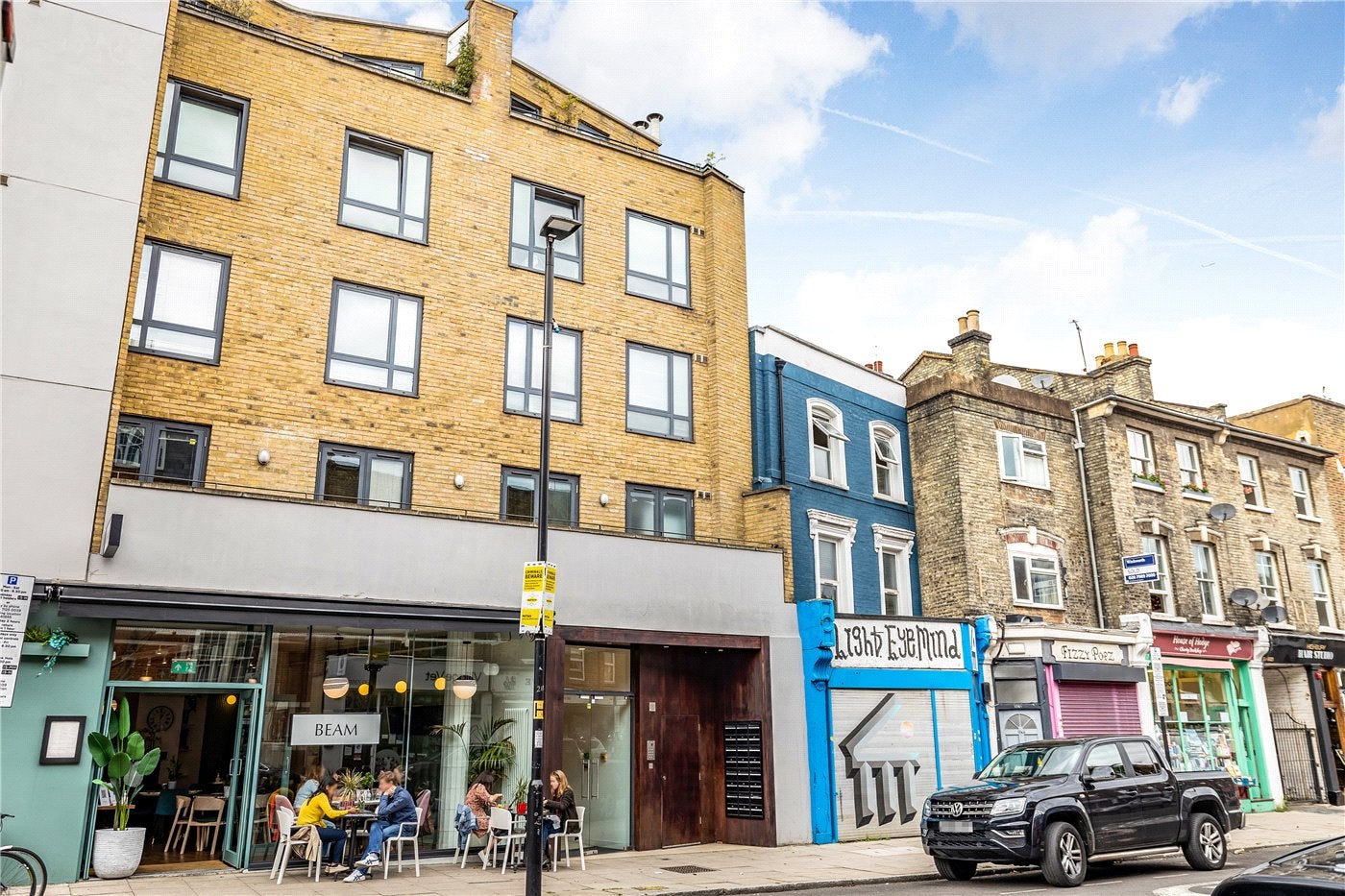 Flat Blackstock Road in Greater London