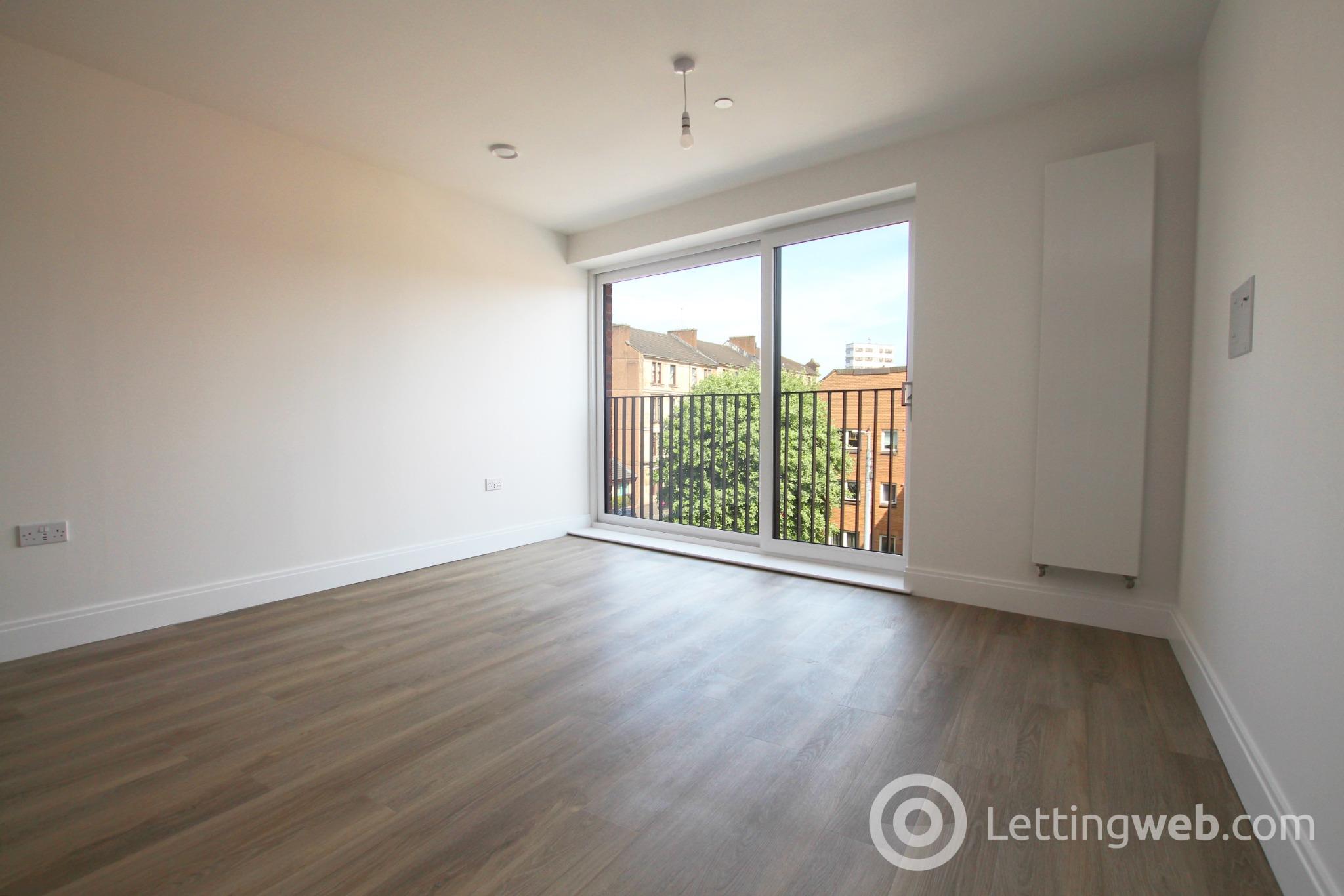 Flat North Woodside Road in Glasgow