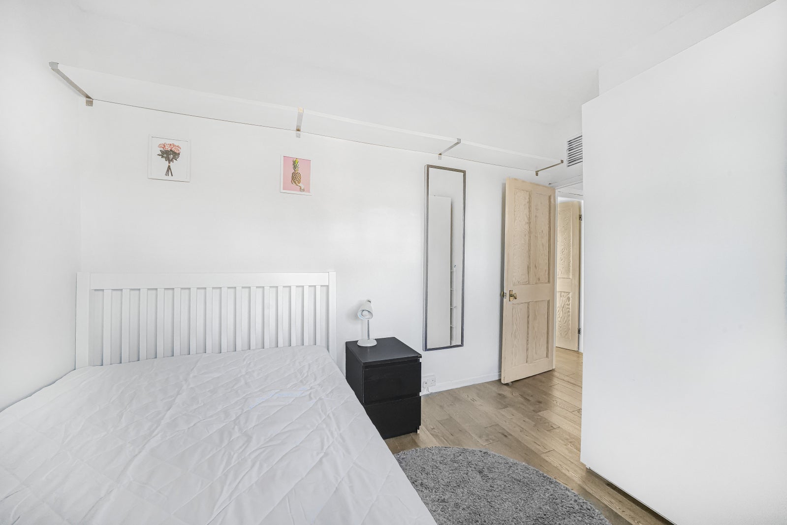 Flat Hurlock Street in Greater London