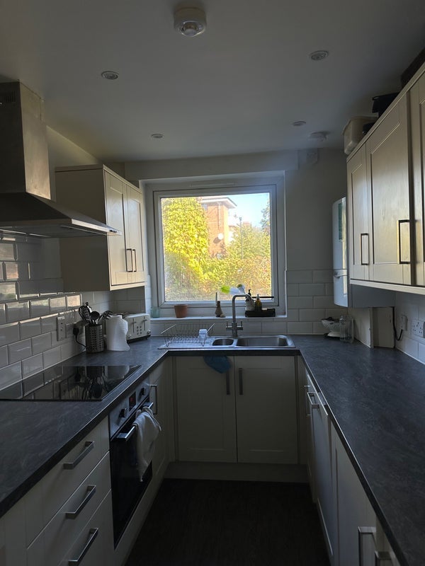 Room Geldeston Road in Greater London