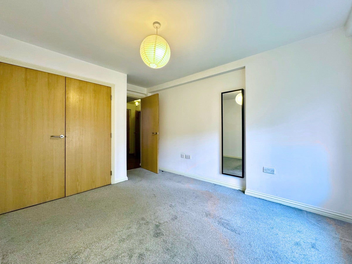 Flat Elm Grove in London