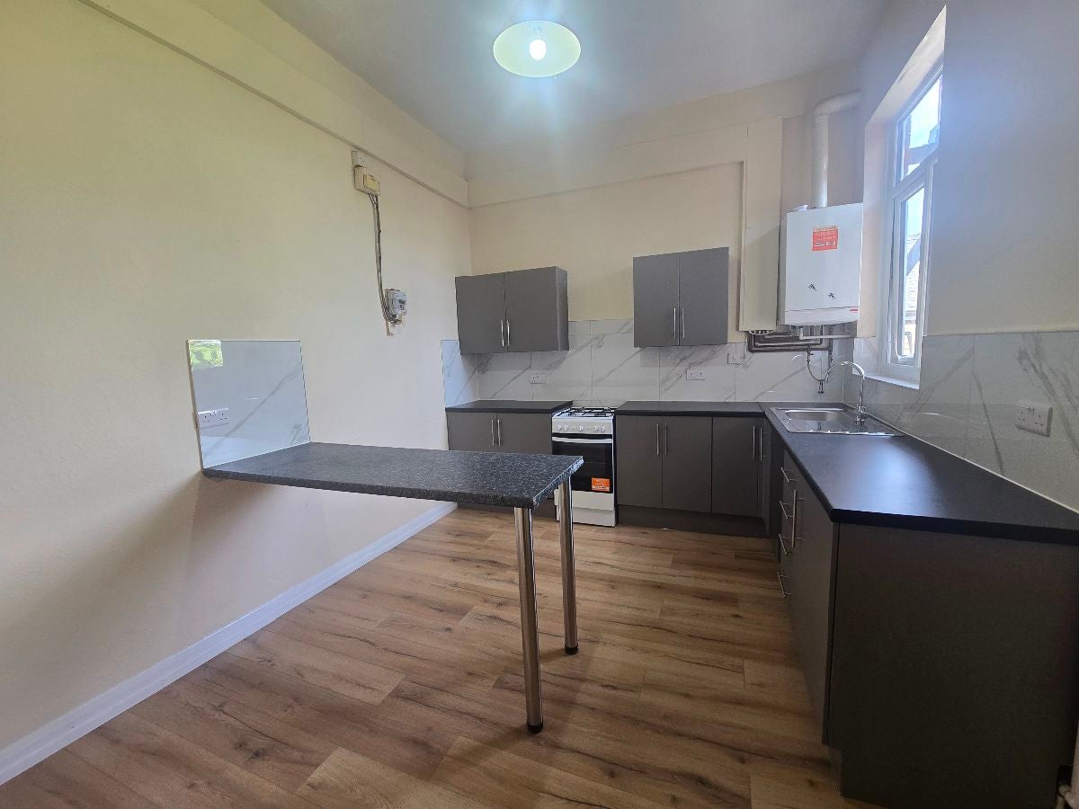 Flat Humberstone Road in Leicester