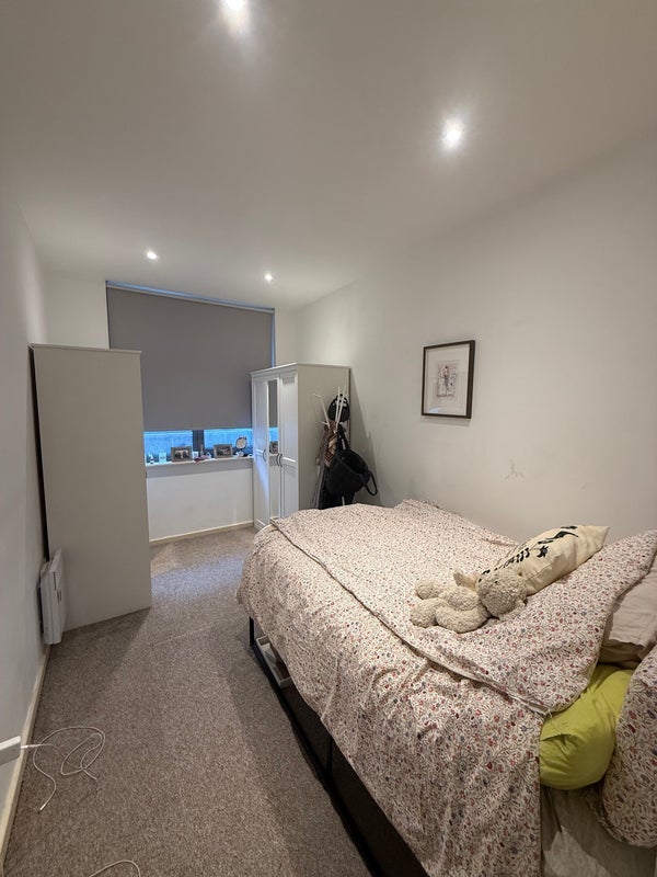 Flat Rufford Street in Greater London
