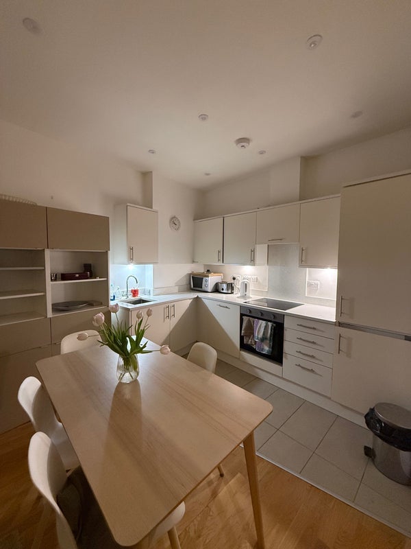 Flat Rufford Street in Greater London