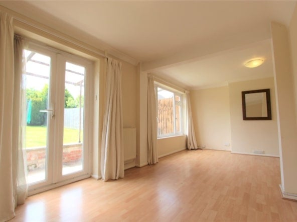 House Hereford Lawns in Swindon