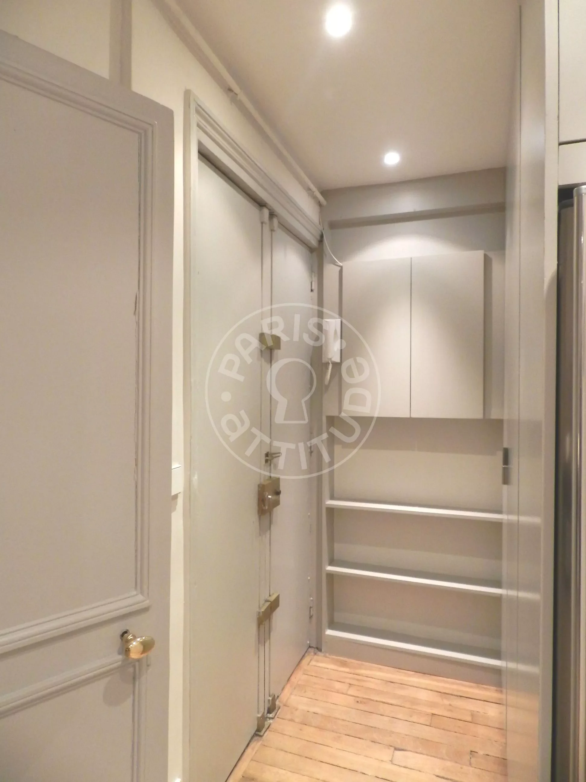 Appartement Rue Yves Toudic à Paris