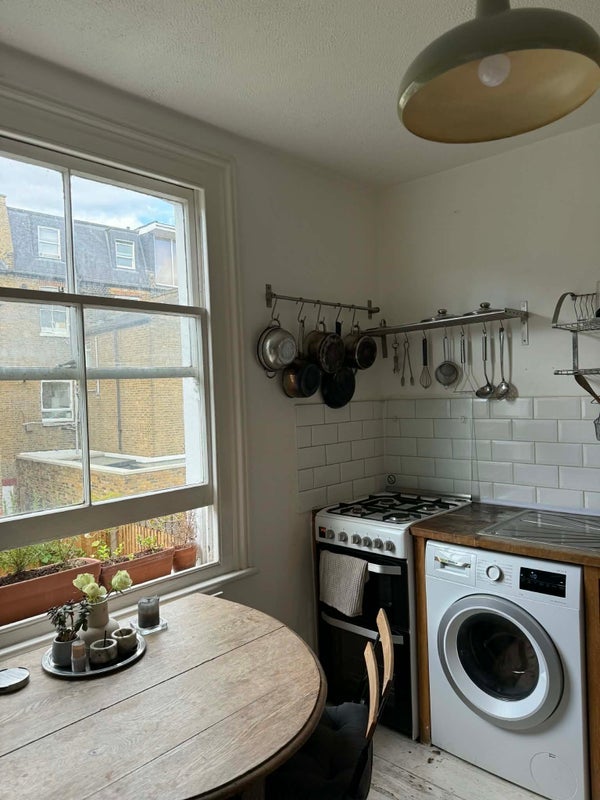 Room Trent Road in Greater London