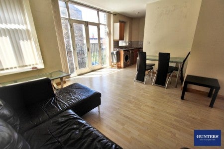 Flat Wigan Street in Bradford