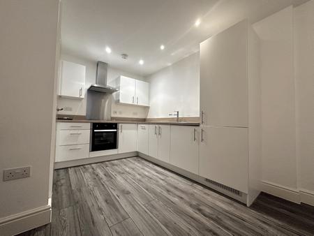 Flat Surrey Street in Sheffield