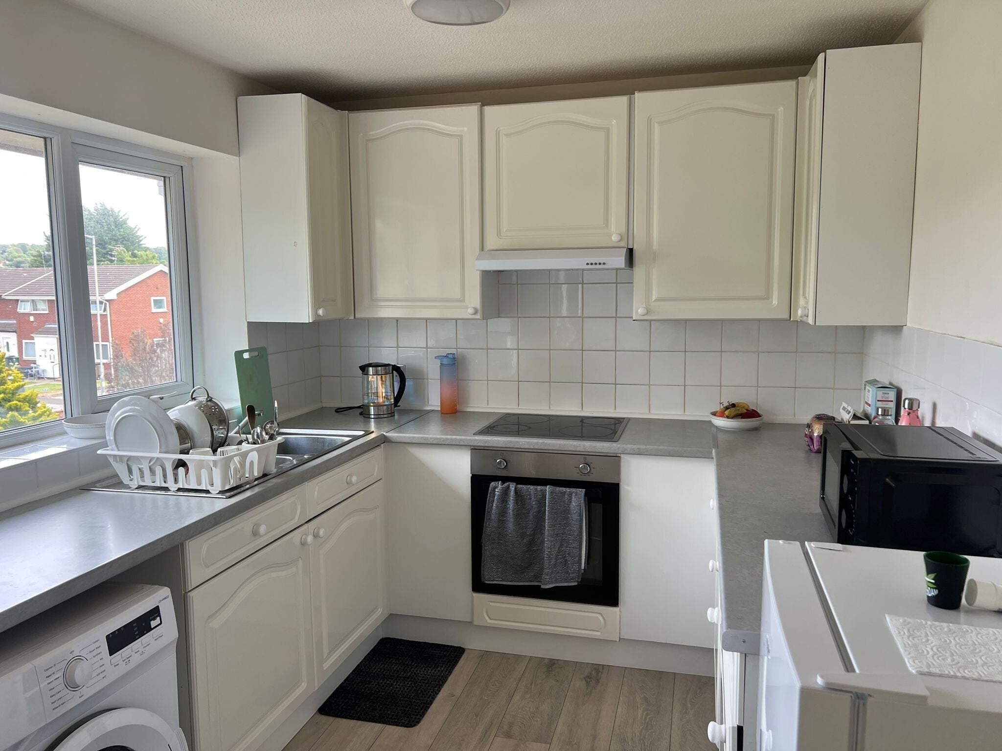 Flat Norwich Drive in Moreton