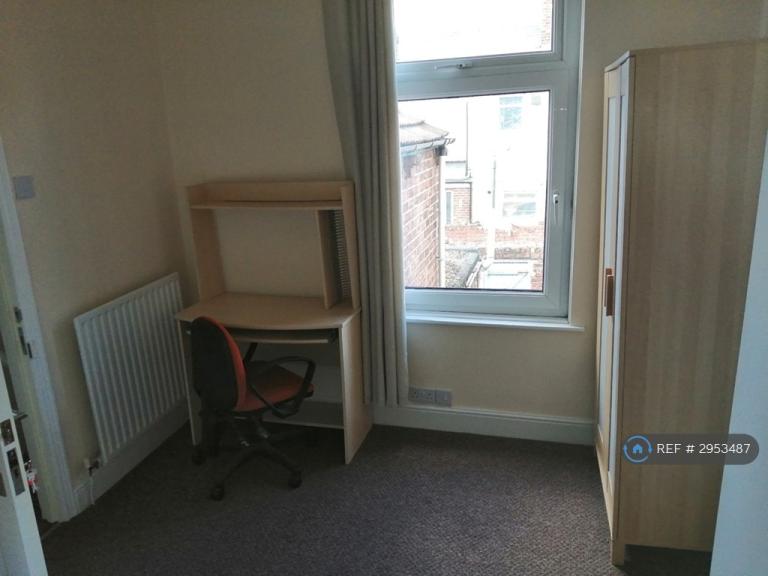 Room Princes Road in Middlesbrough