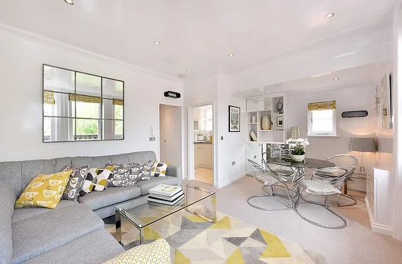 Flat Sloane Gardens in Greater London