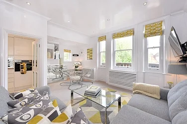 Flat Sloane Gardens in Greater London
