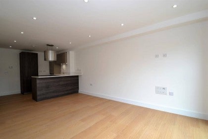 Flat Oakway Place in Hertsmere