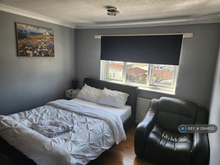 House Tangham Walk in Basildon