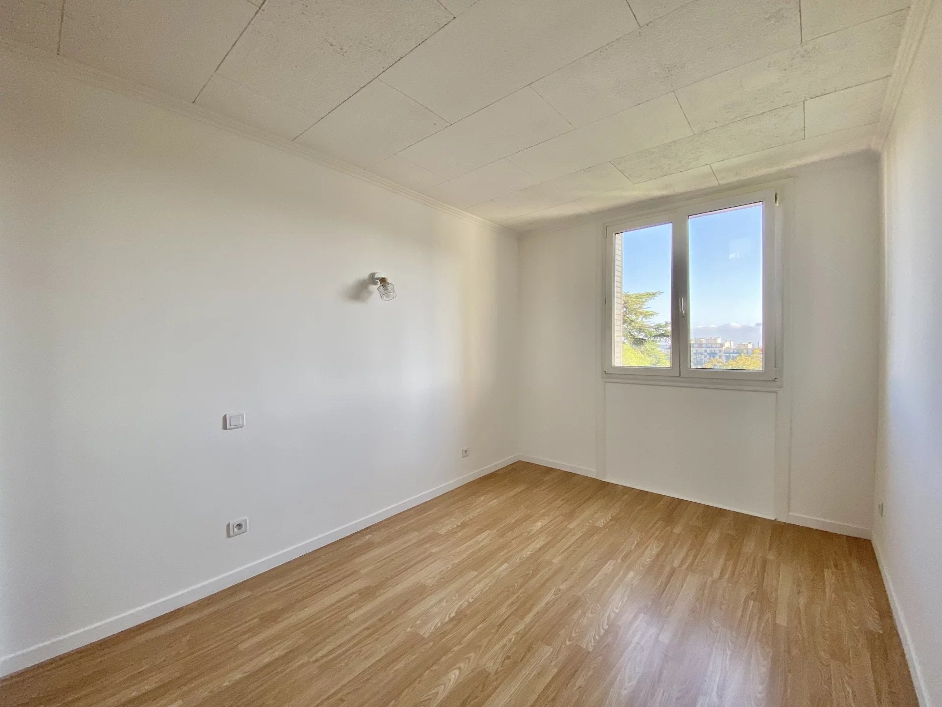 Flat Avenue du Ray in Nice