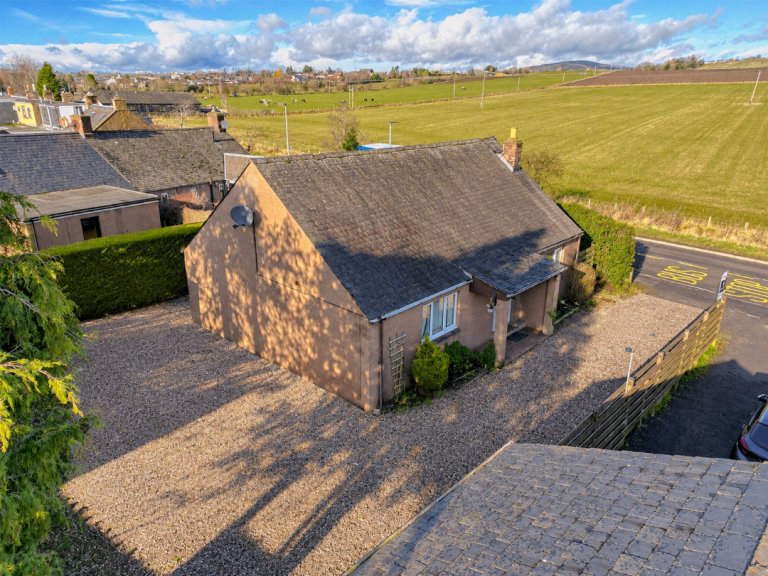 House Forfar Road in Maryton