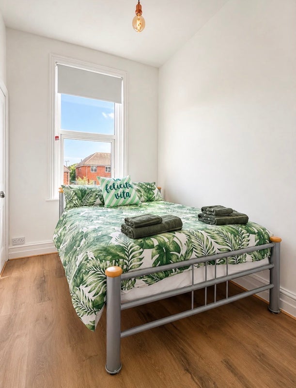 Room Westby Road in Bournemouth