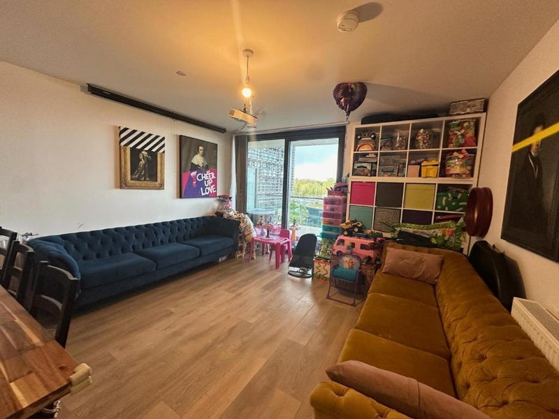 Room Wells Terrace in Greater London