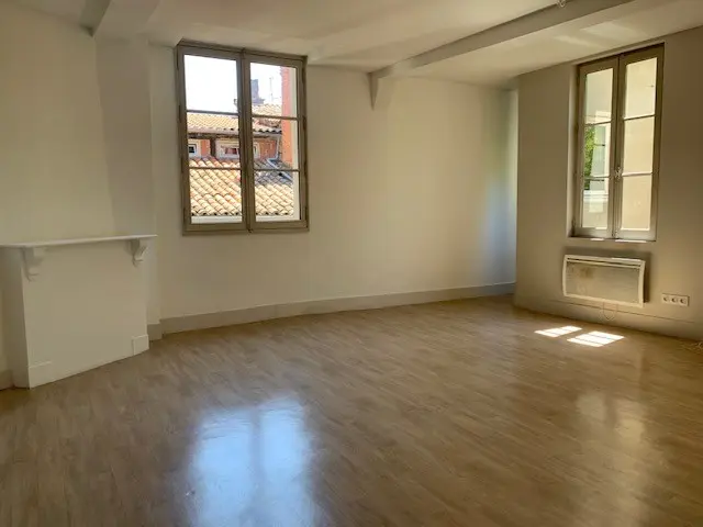 Flat Rue de Metz in Toulouse