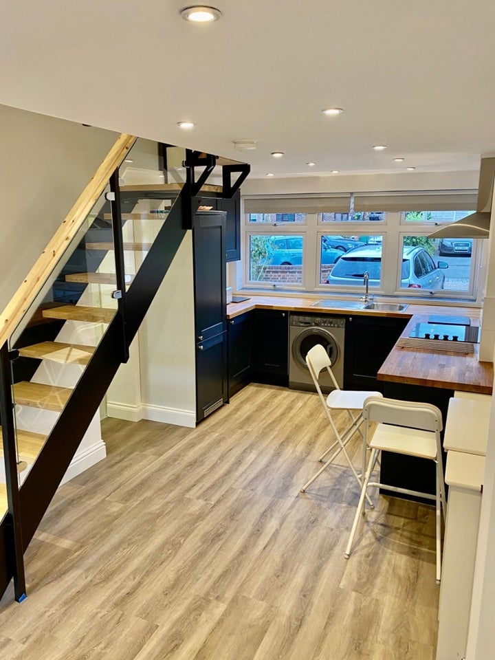 Flat Dovecote Close in Elmbridge