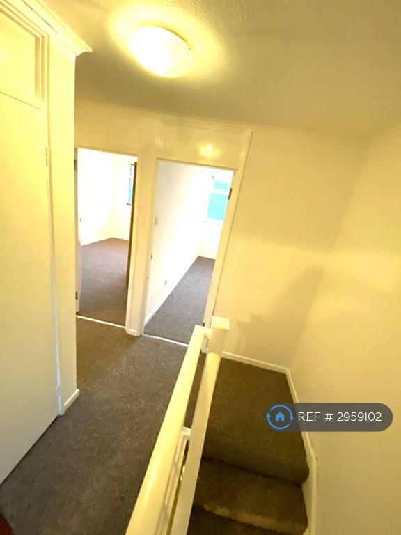 House Abbotsbury Close in Greater London