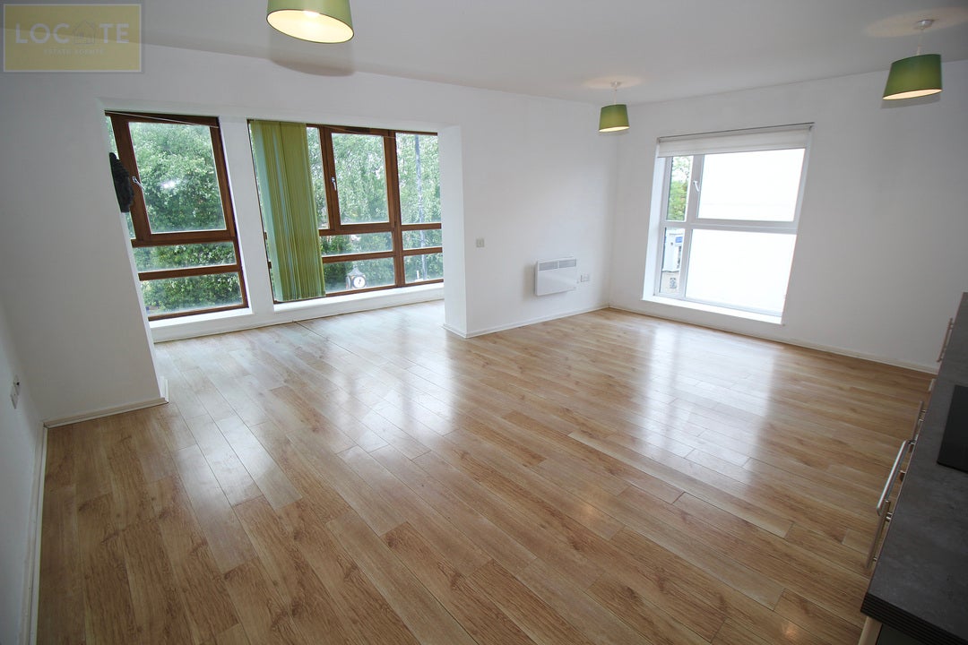 Flat Flixton Road in Trafford