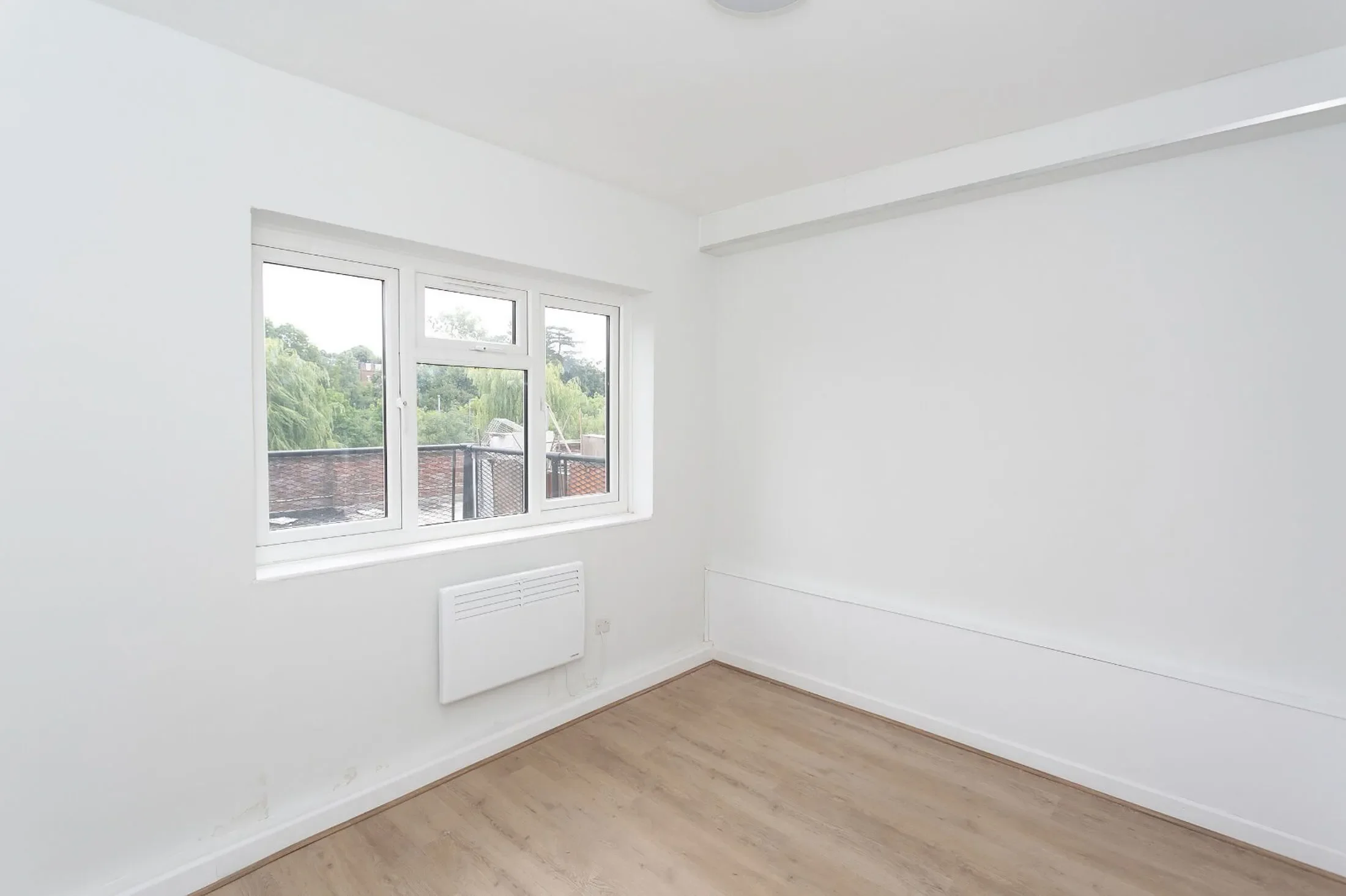 Flat Watling Street in Hertsmere