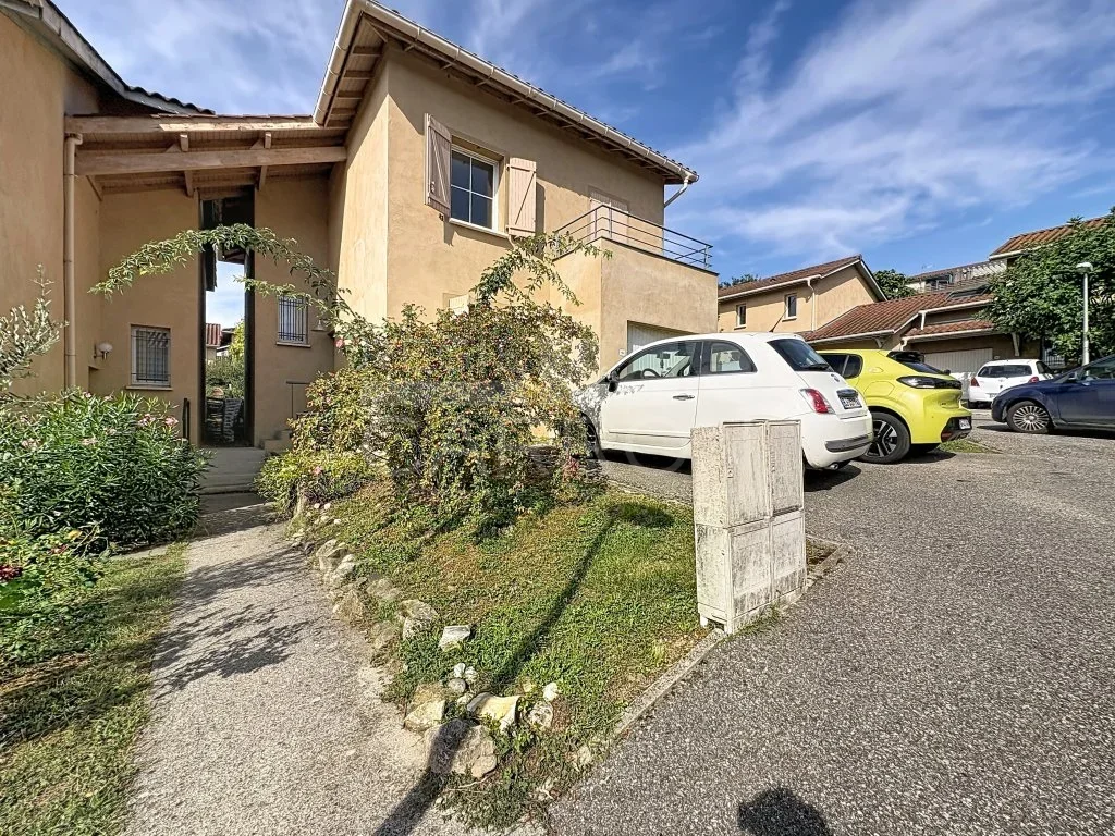 Maison Avenue de Murcia à L'Isle-d'Abeau