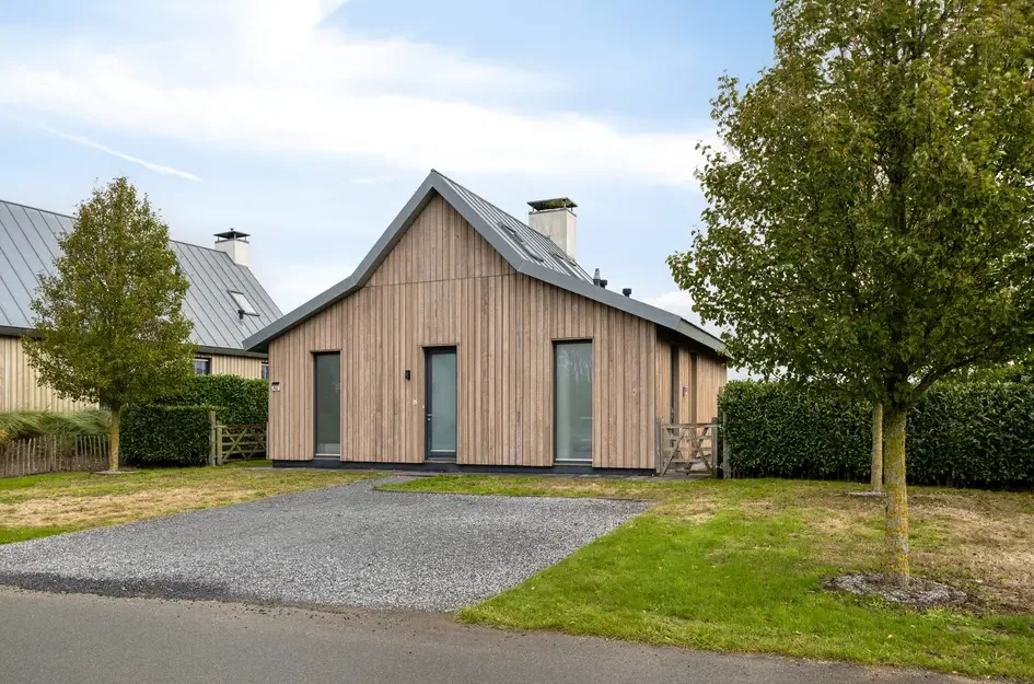 Huis Oesterdam 63 in Tholen