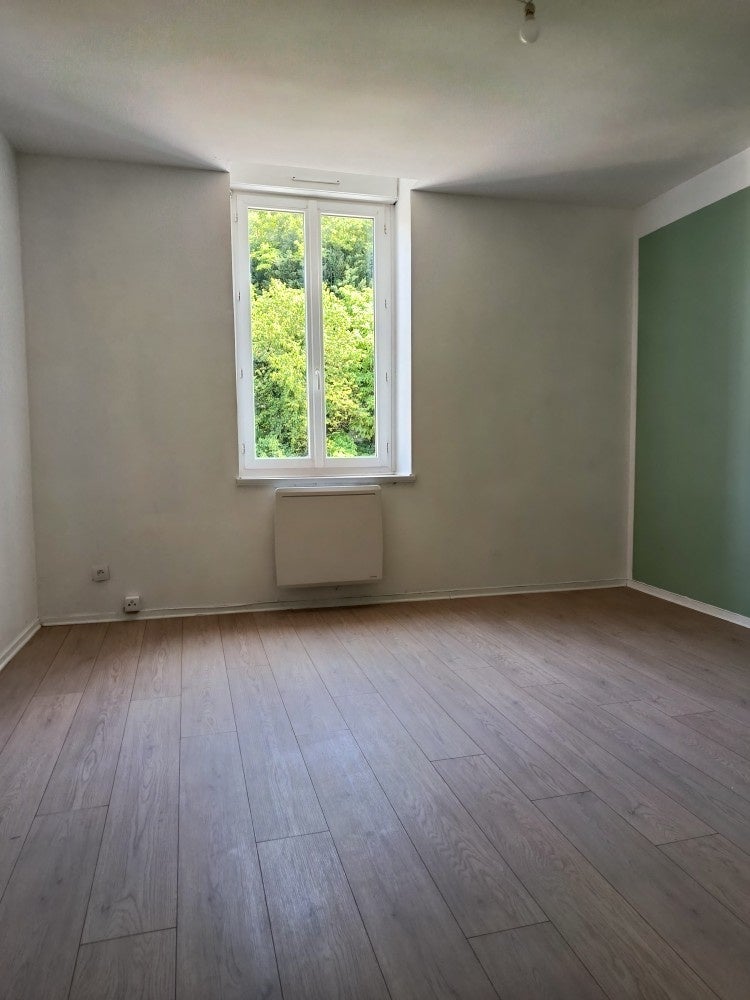 Appartement Rue du 8 Mai 1945 à Amplepuis