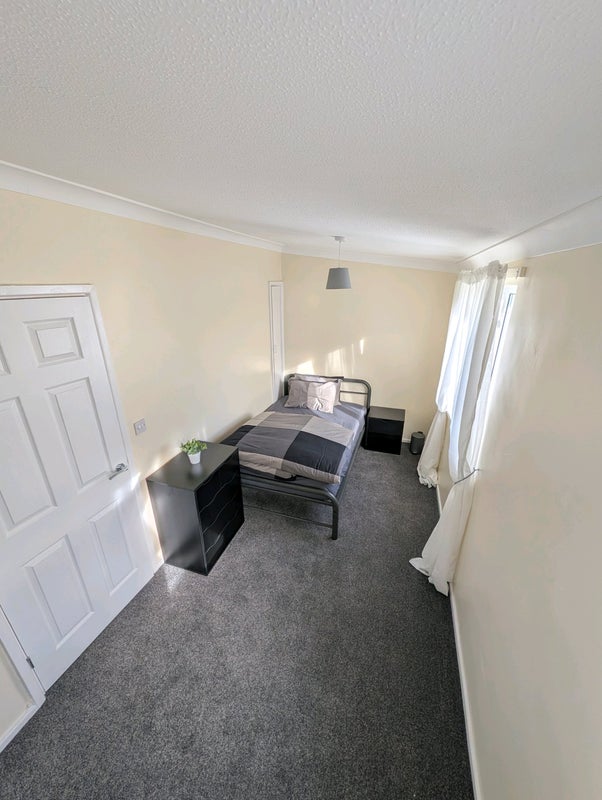 Room Tairfelin in Bridgend