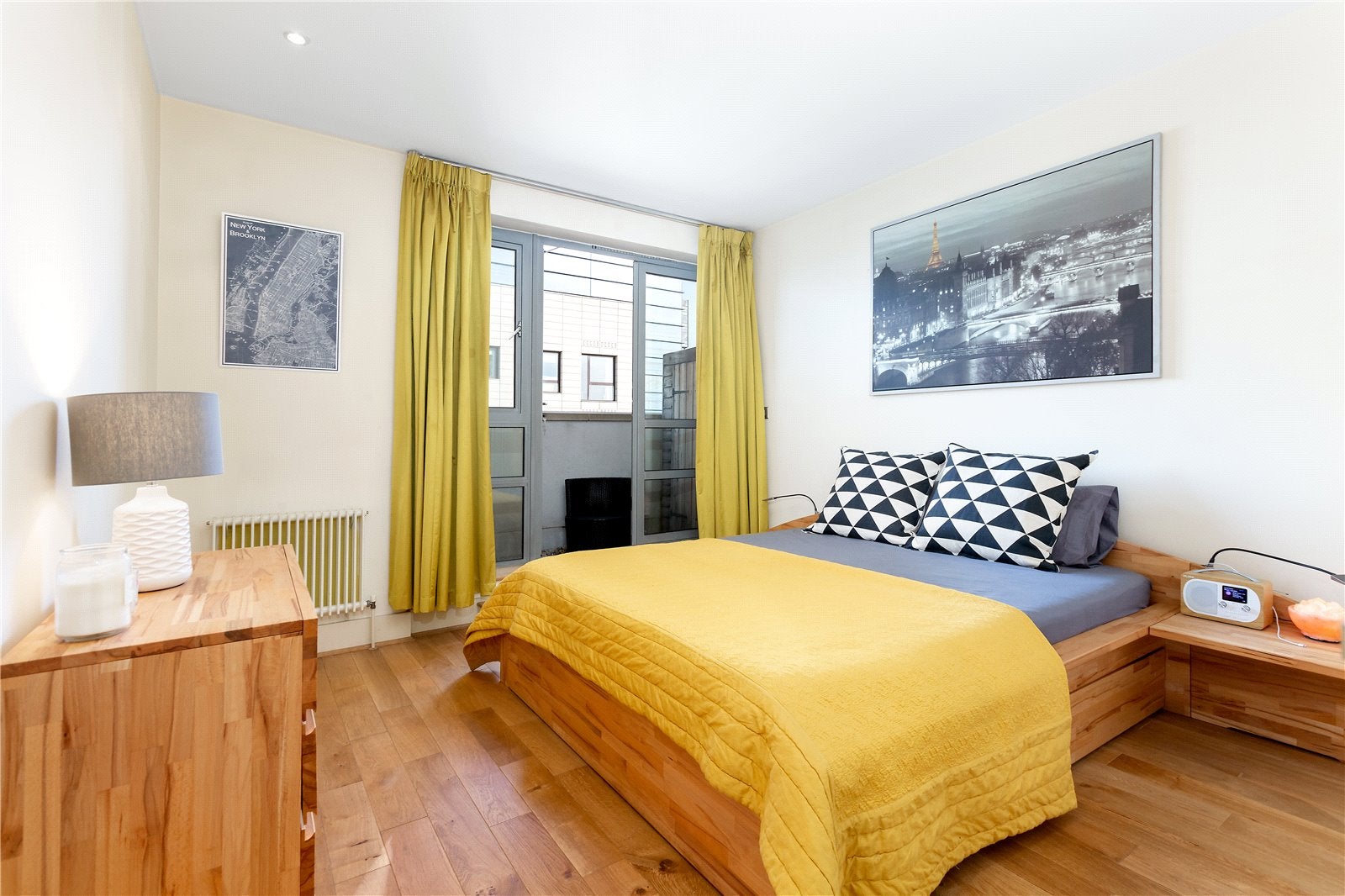 Flat Guildhouse Street in City of Westminster