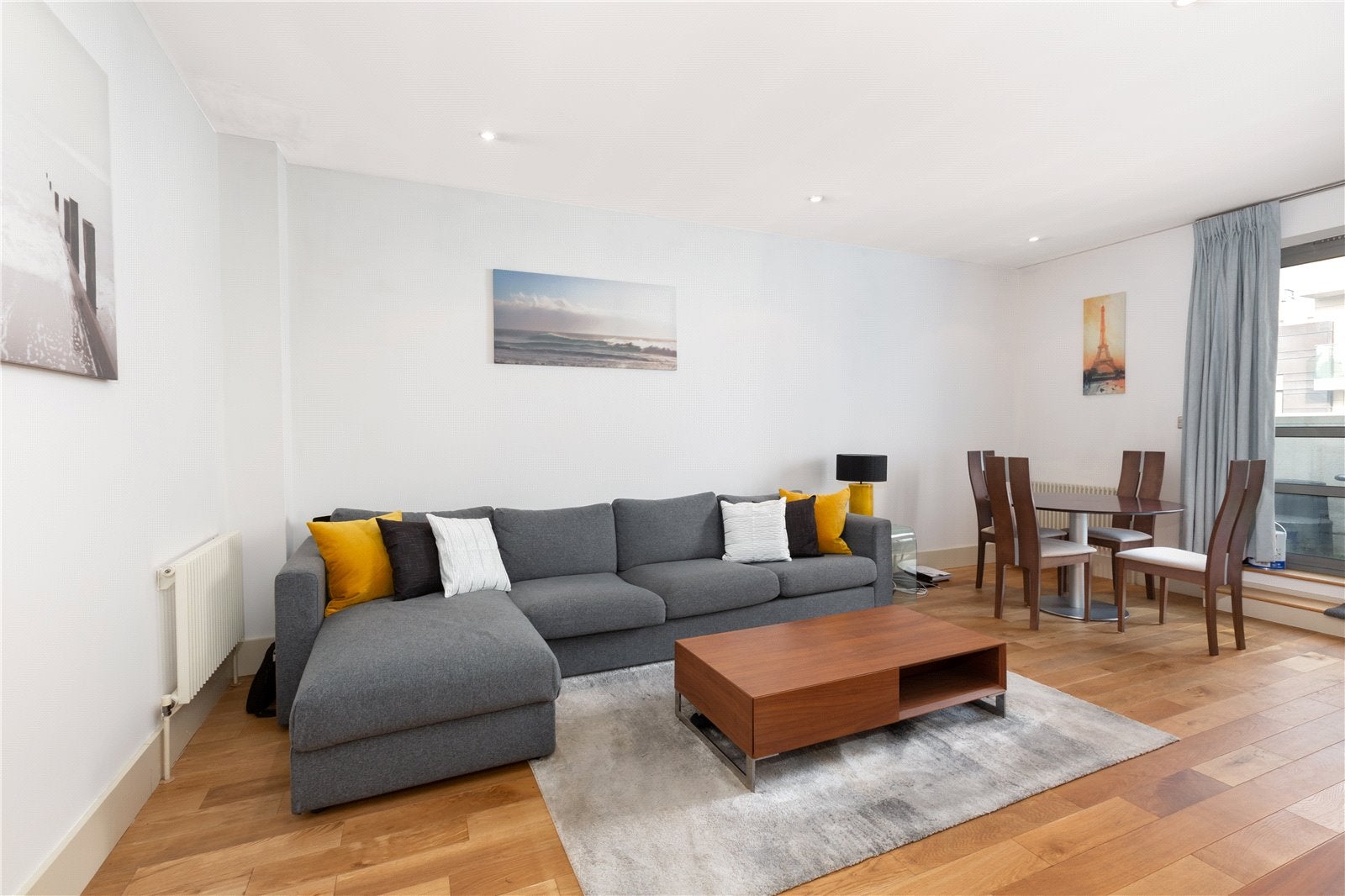 Flat Guildhouse Street in City of Westminster