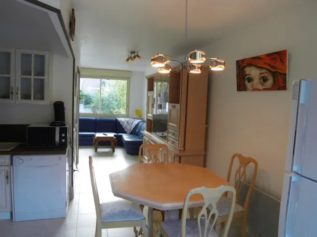 Flat Rue Ferdinand Fabre in Lamalou-les-Bains