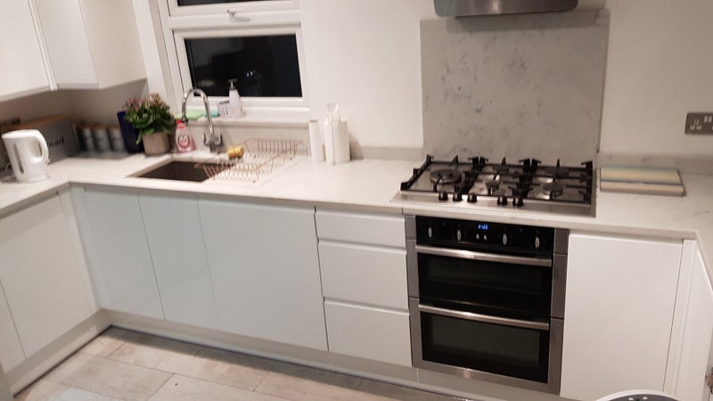 Room Becmead Avenue in Greater London