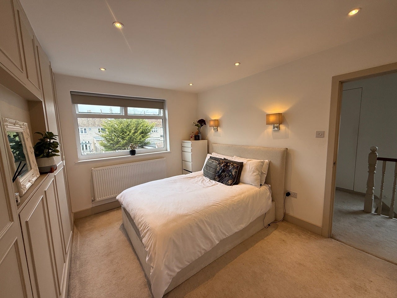 Room Seaforth Close in Greater London