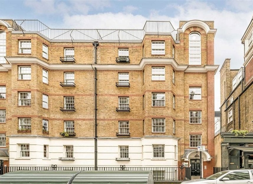 Flat Huntley Street in Greater London