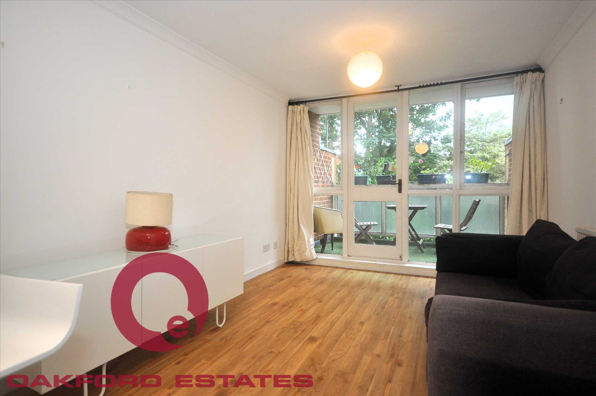 Flat Brecknock Road in Greater London