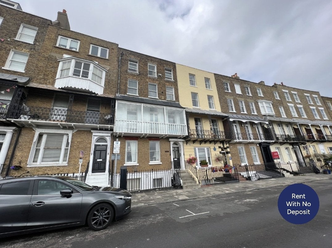 Flat Nelson Crescent in Thanet