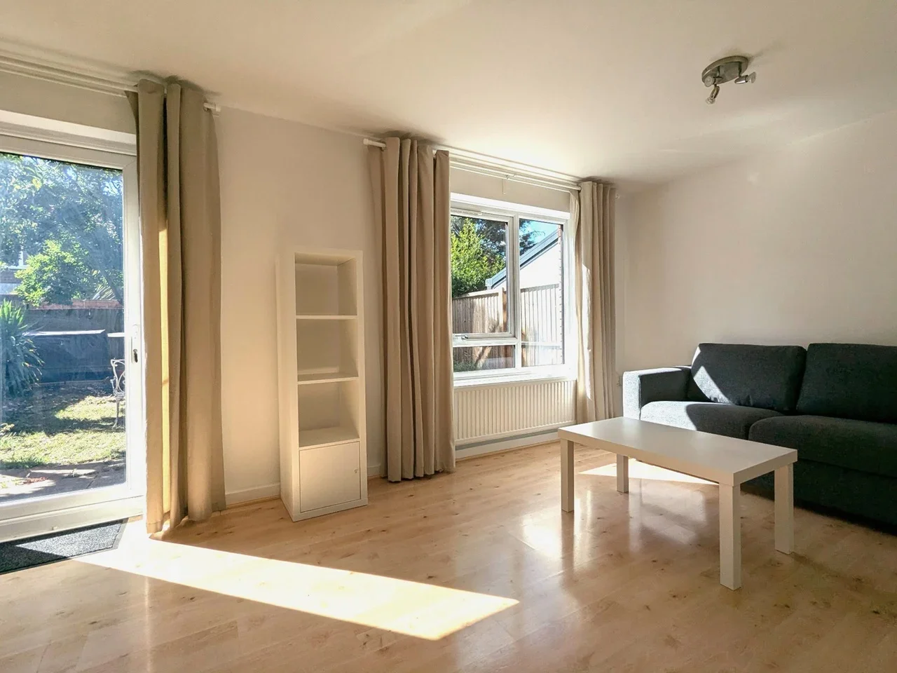 Flat Crammond Close in Greater London