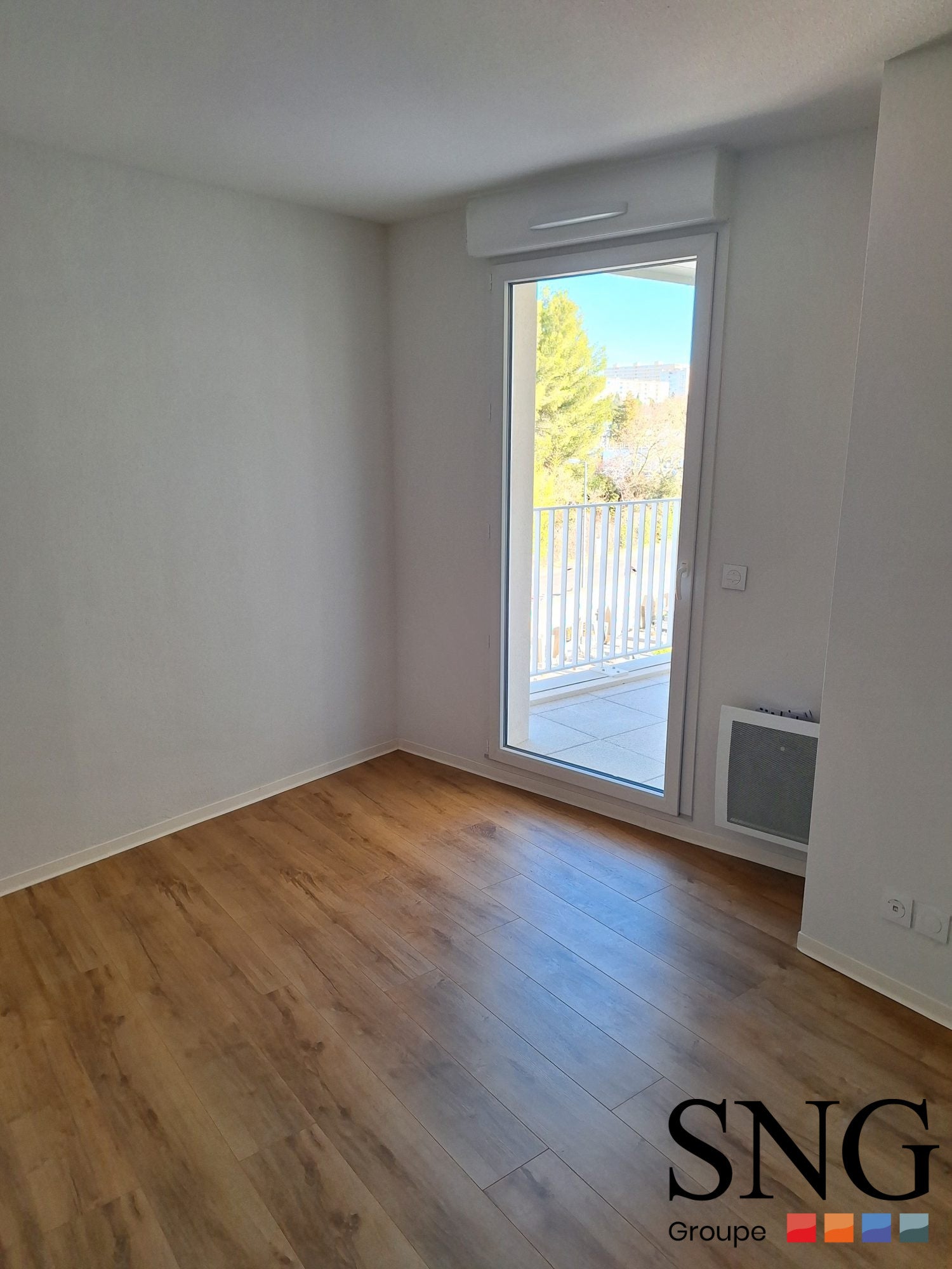 Appartement Rue Jules Raimu à Nîmes