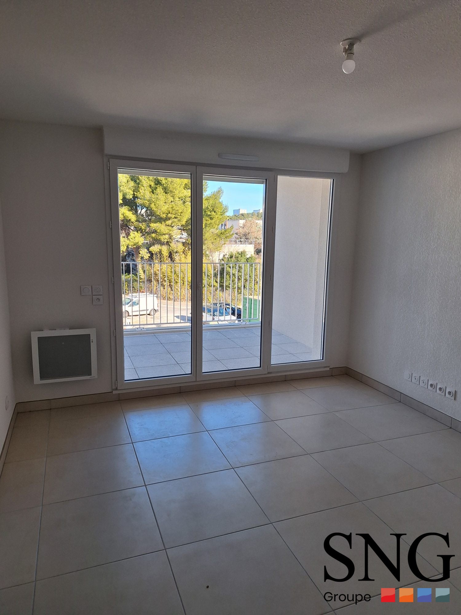 Appartement Rue Jules Raimu à Nîmes