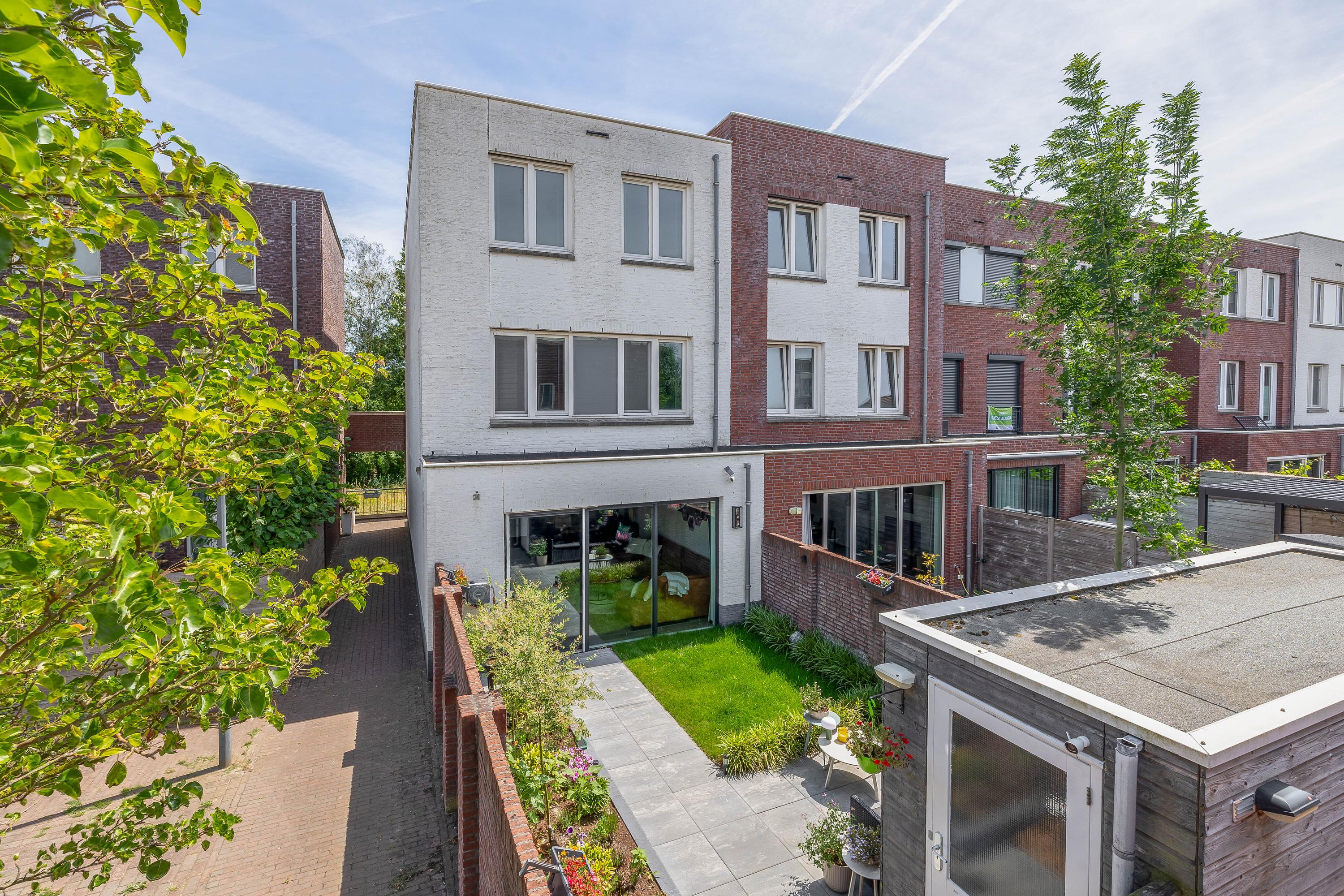 Huis Het Fort 102 in Waalwijk