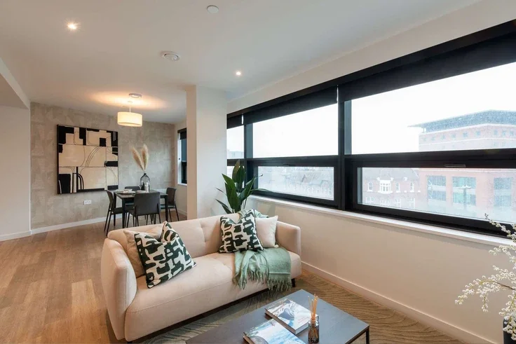 Flat Great Charles Street Queensway in Birmingham