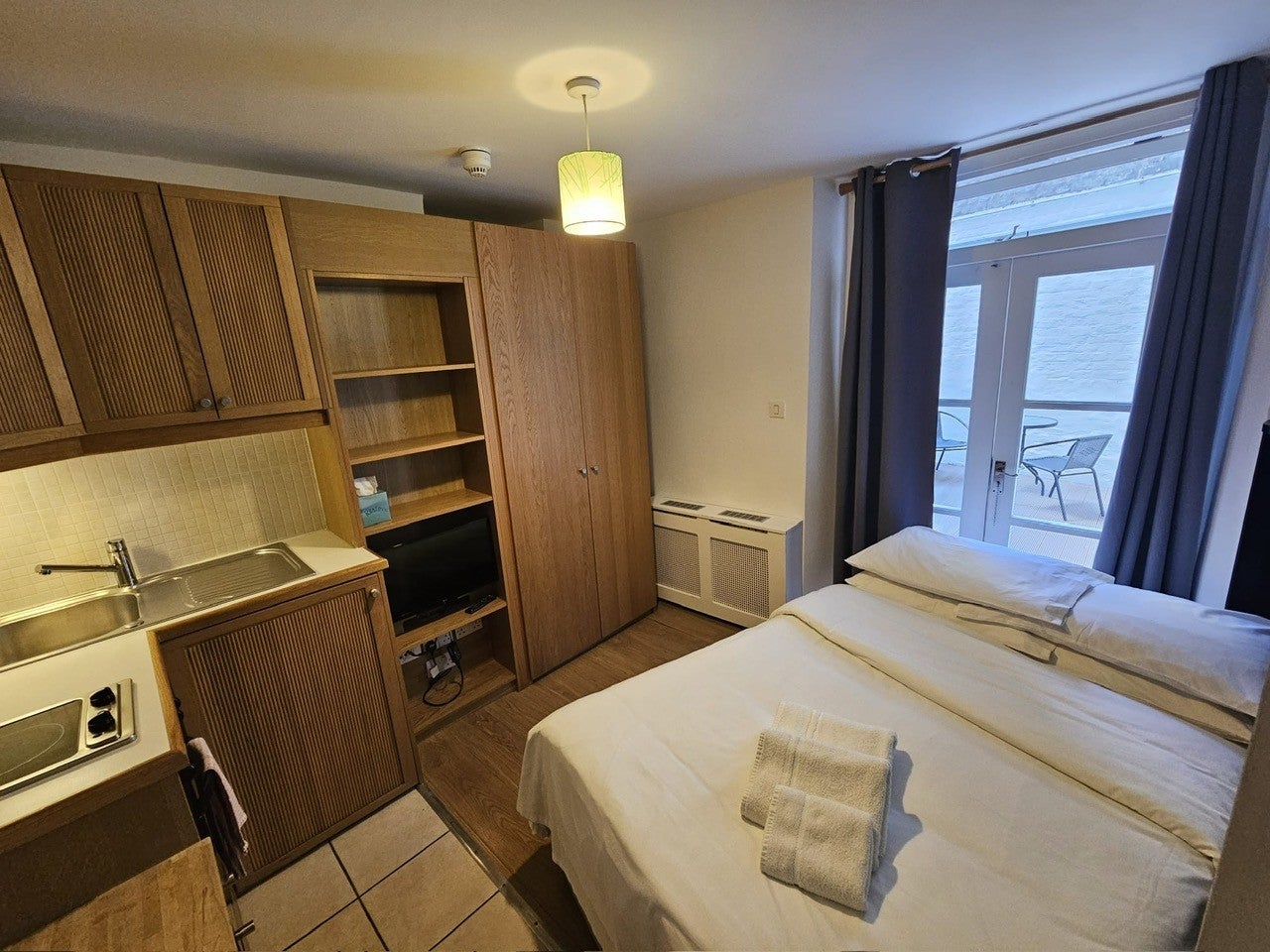 Flat Cartwright Gardens in Greater London