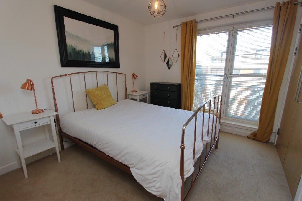 Flat East Pilton Farm Crescent in City of Edinburgh