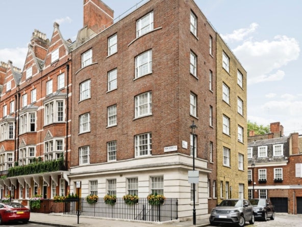 House Park Street in City of Westminster