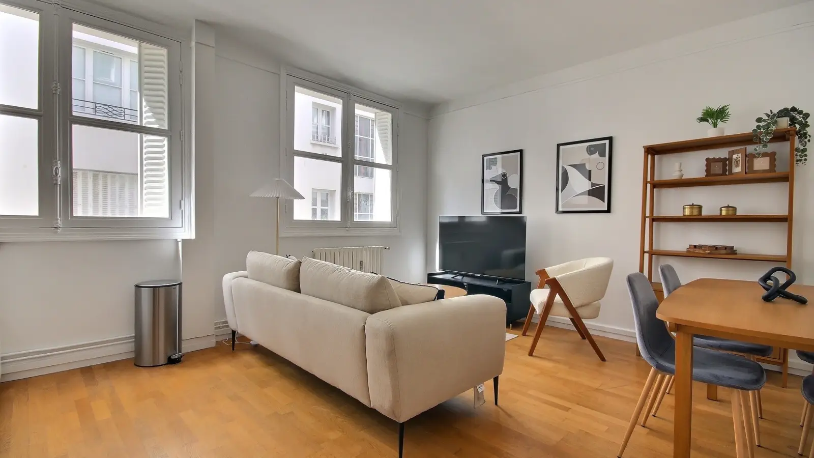Appartement Rue de Varenne à Paris